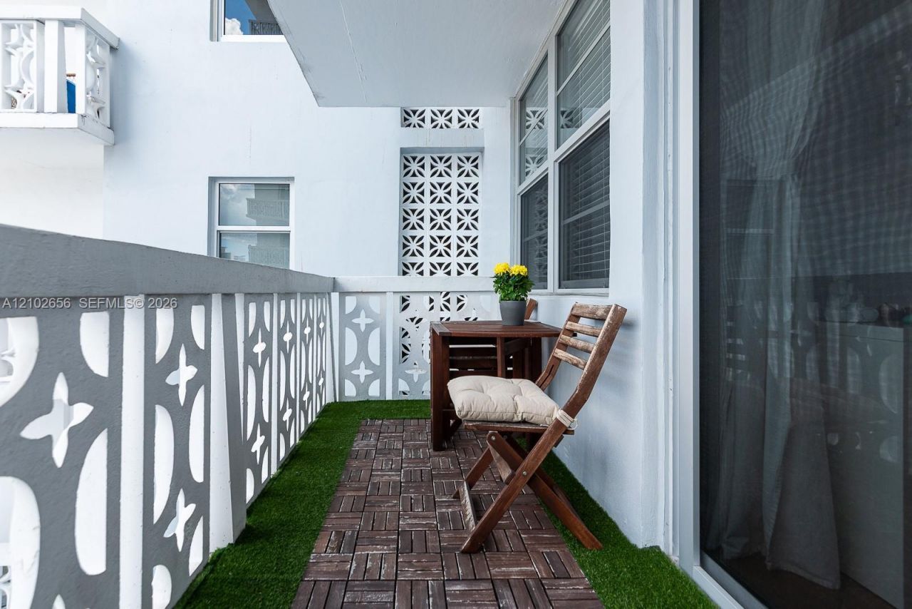 1020 Meridian Ave , Unit 314, Miami Beach, FL 33139 Photo