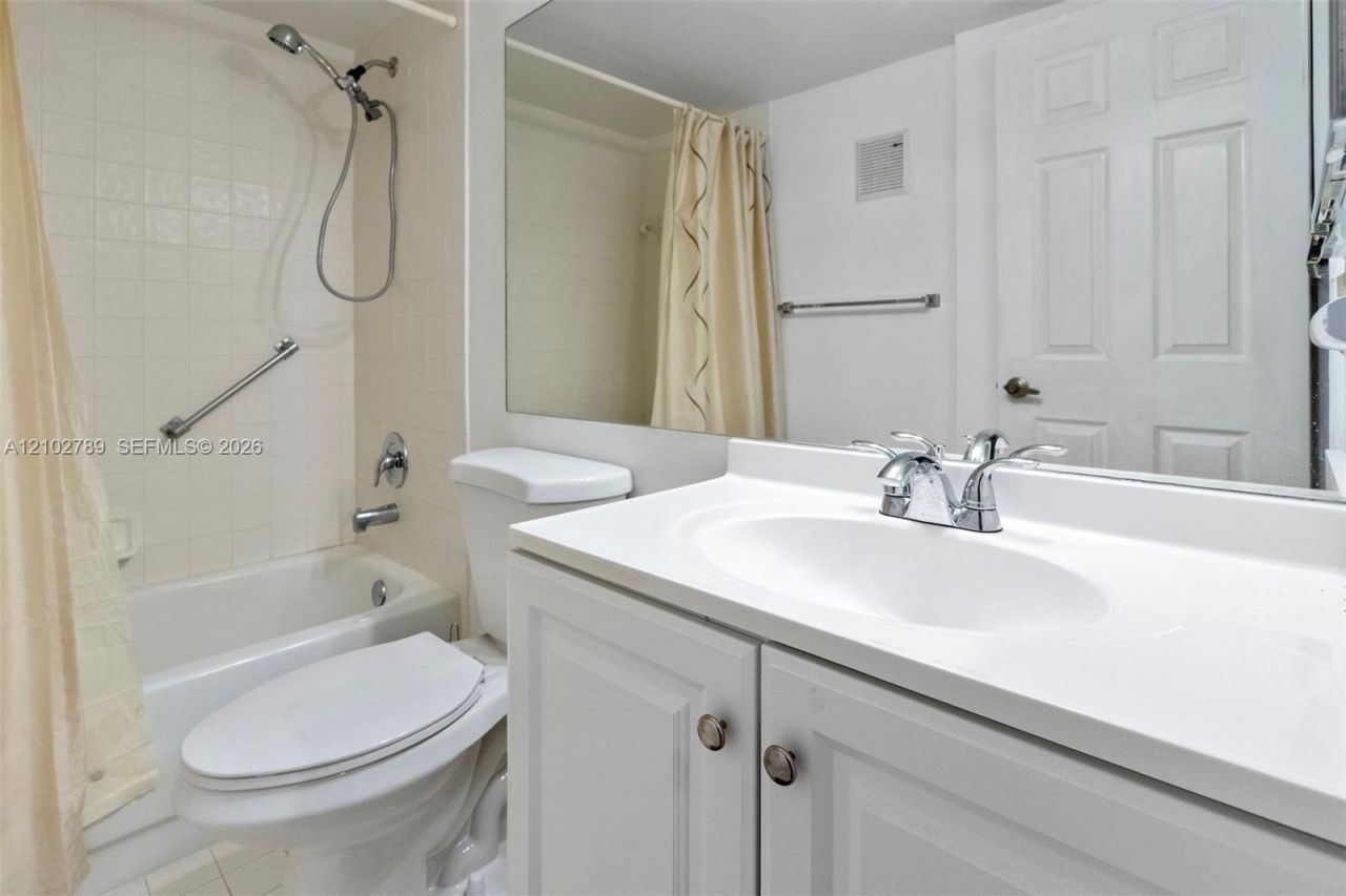 10368 NW 24th Pl, Unit 304, Sunrise, FL 33322 Photo