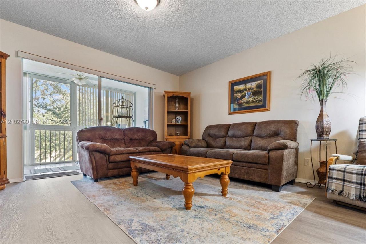 10368 NW 24th Pl, Unit 304, Sunrise, FL 33322 Photo