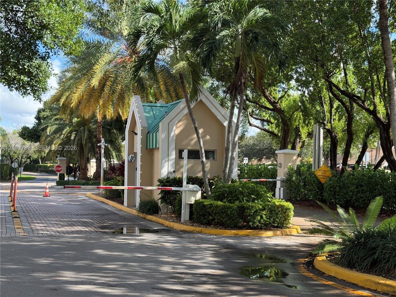 10368 NW 24th Pl, Unit 304, Sunrise, FL 33322 Photo