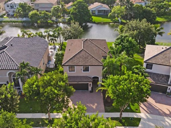 5233 SW 157th Ln, Miramar, FL 33027