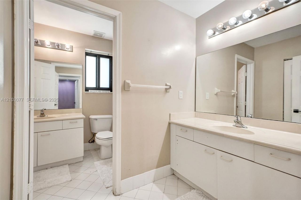 5233 SW 157th Ln, Miramar, FL 33027 Photo