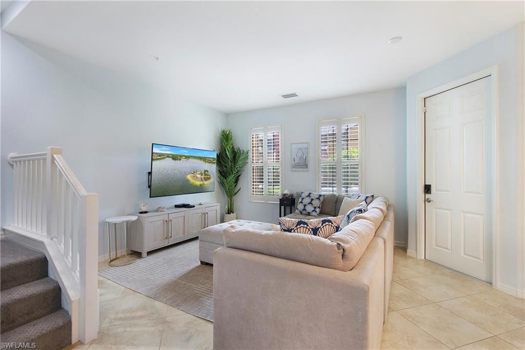 9064 Capistrano St N, Unit 5002, Naples, FL 34113 Photo