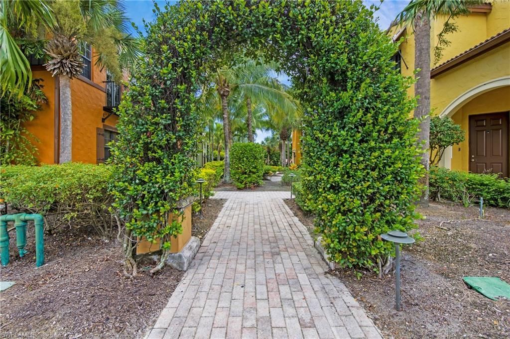 8975 Malibu St , Unit 1304, Naples, FL 34113 Photo