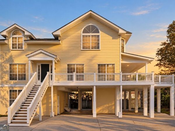10 Center Place, Tybee Island, GA 31328