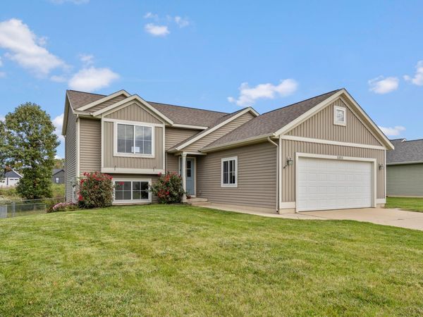 5351 Windfield Drive, Allendale, MI 49401