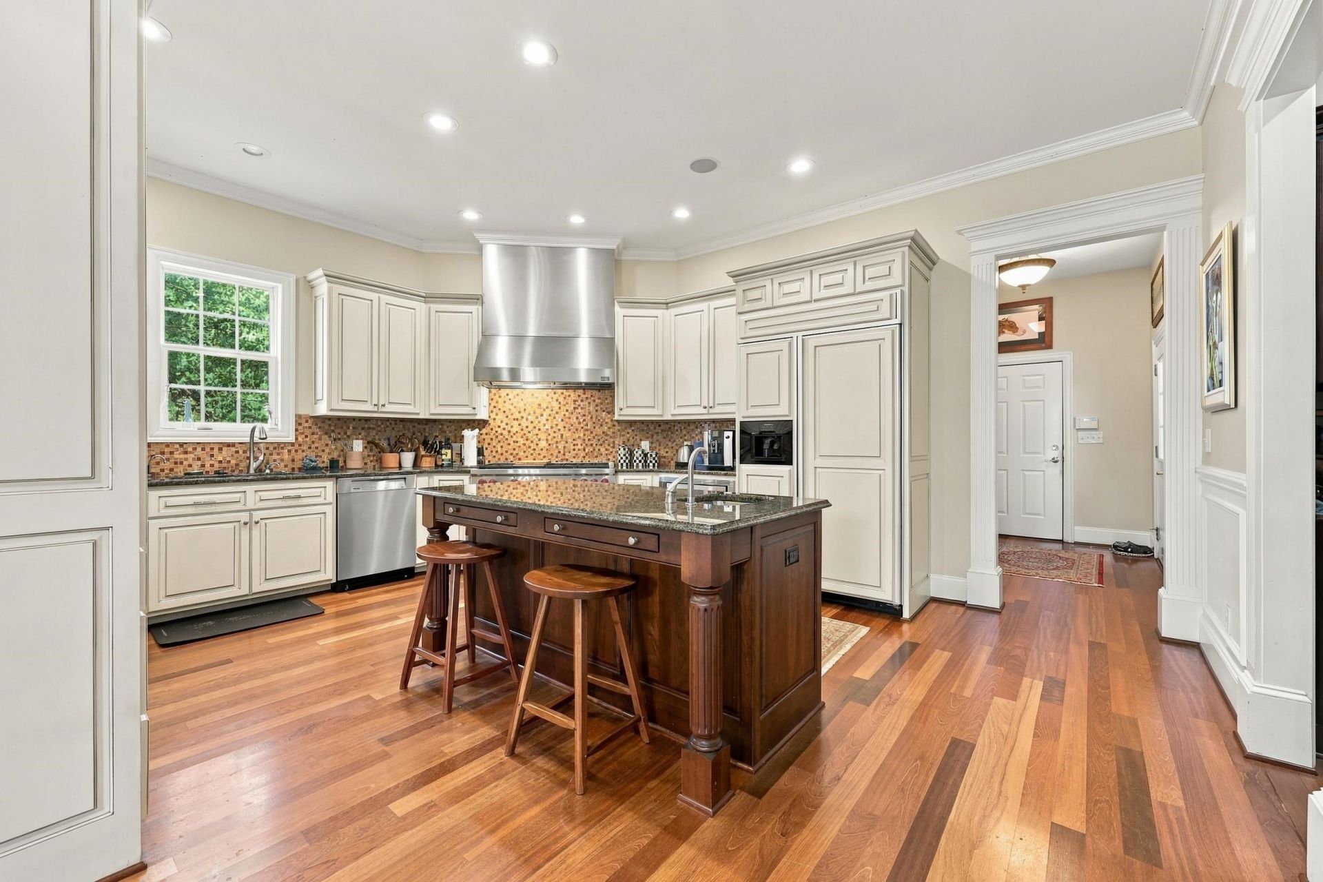 226 Oatland Lake Dr. Photo 11