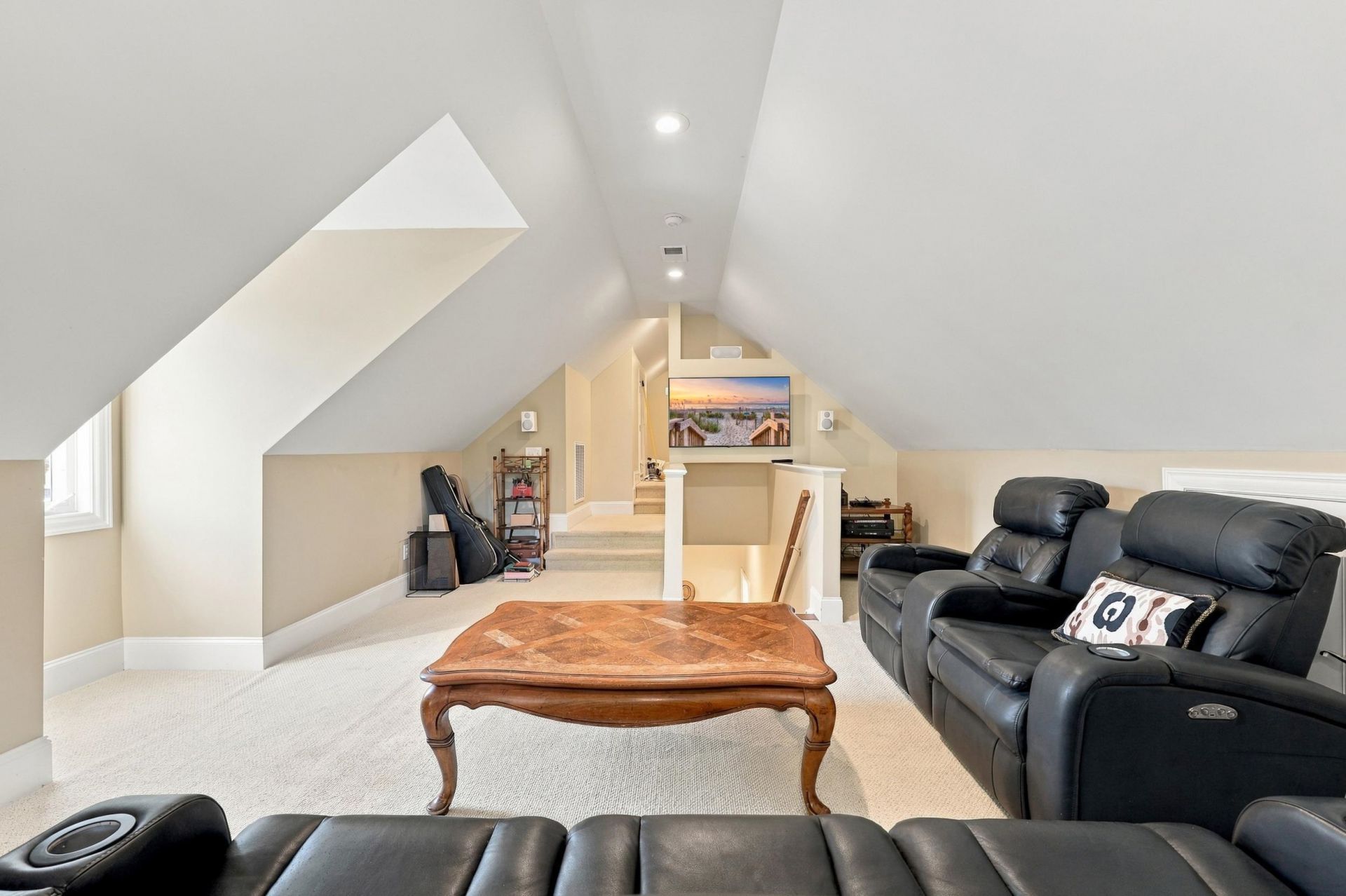 226 Oatland Lake Dr. Photo 30