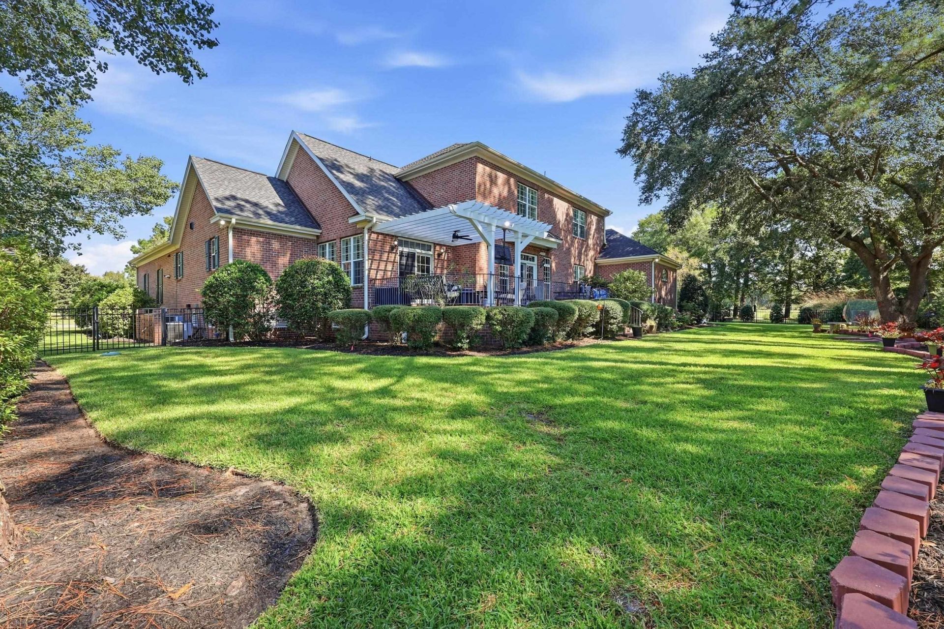 226 Oatland Lake Dr. Photo 39