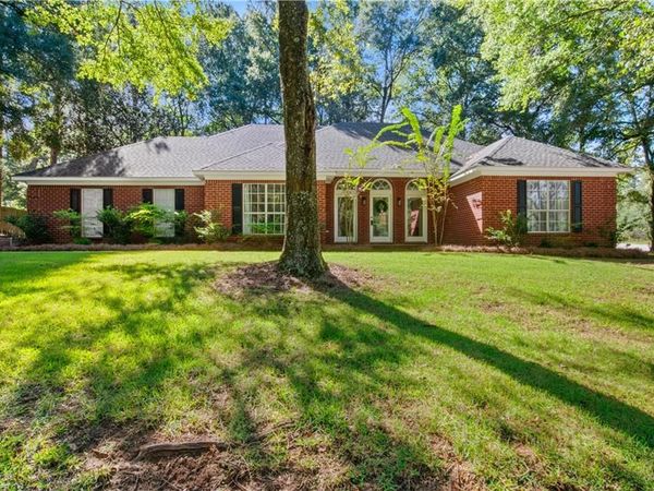 7741 Meadows Boulevard, Mobile, AL 36619