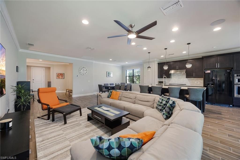 16241 Borelle Cir , Naples, FL 34110 Photo