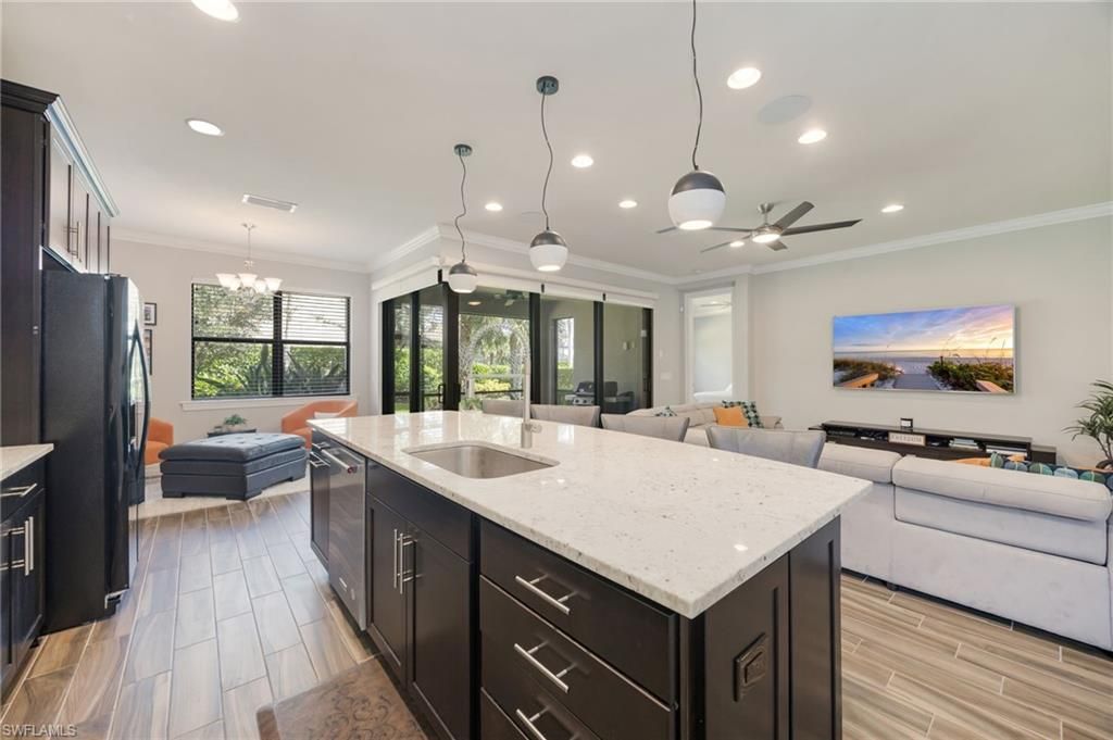 16241 Borelle Cir , Naples, FL 34110 Photo
