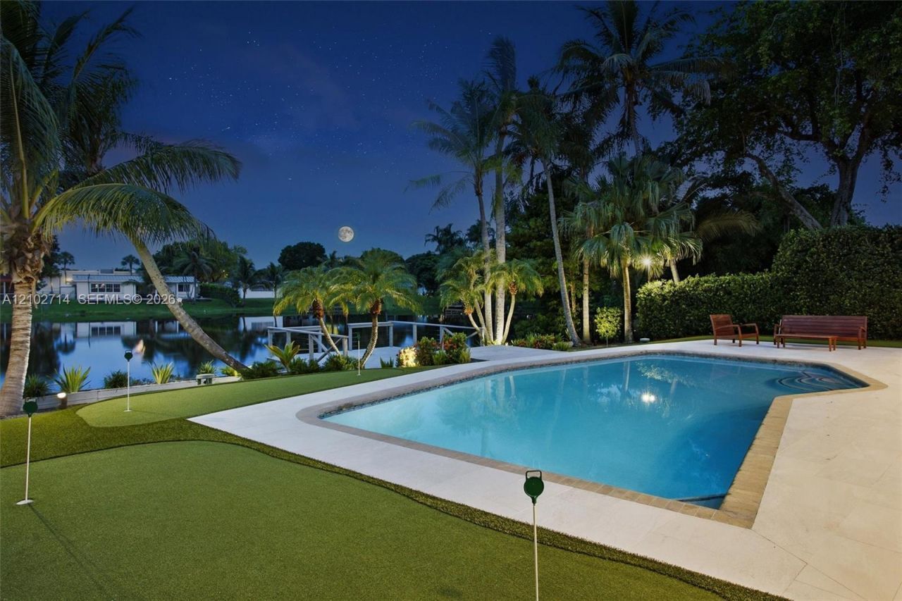1721 NW 114th Ave , Pembroke Pines, FL 33026 Photo