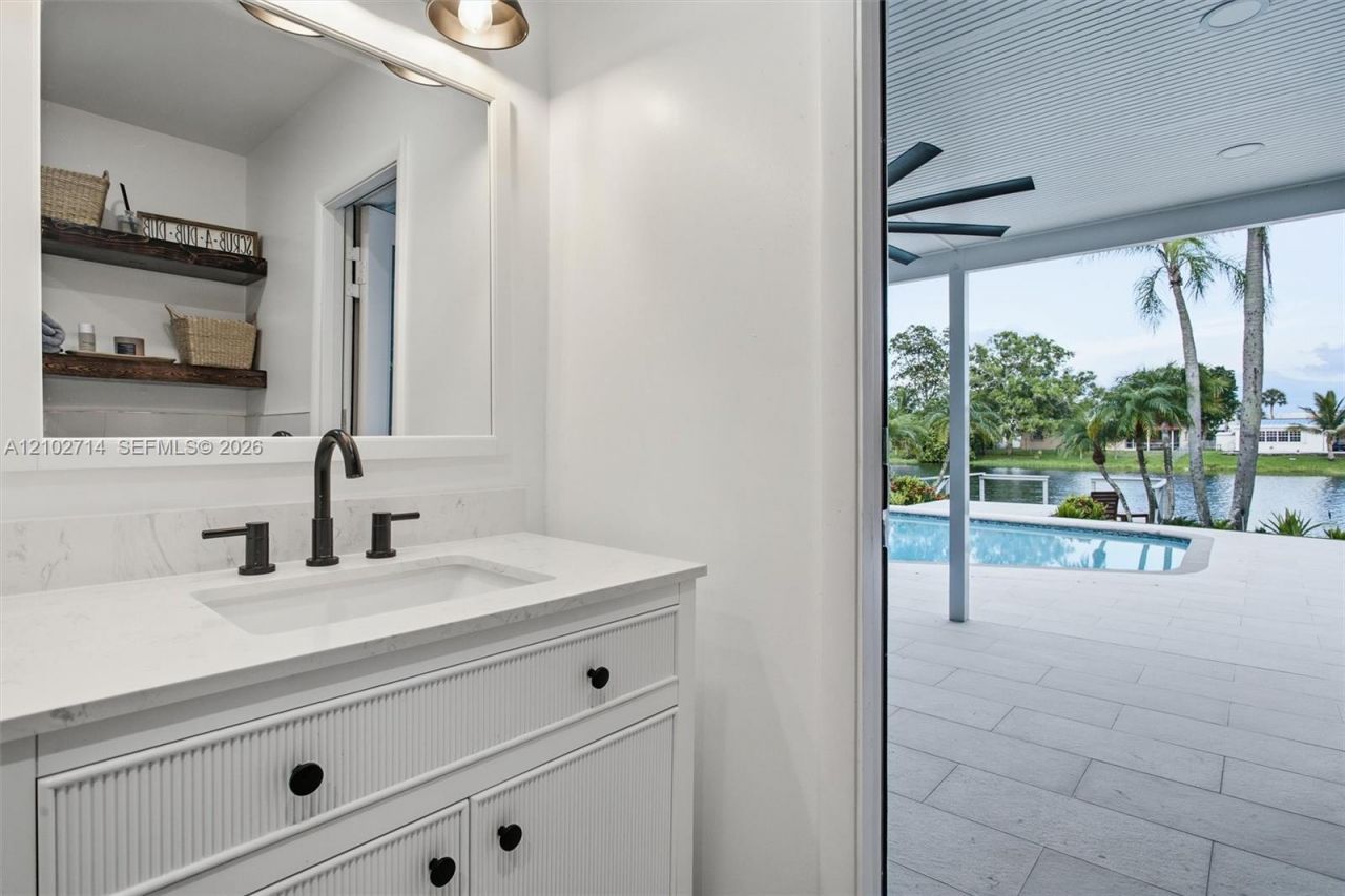 1721 NW 114th Ave , Pembroke Pines, FL 33026 Photo