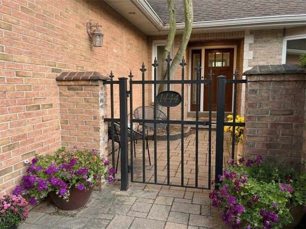 1444 East Avenue , Rochester, NY 14610