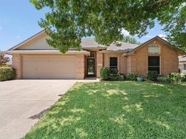 1618 Hyde Park Boulevard, Cleburne, TX 76033