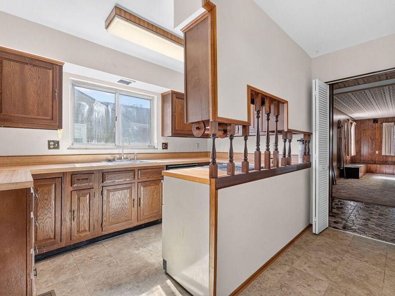 775 Beechwood Road, Whitehall, OH 43213 Photo 13