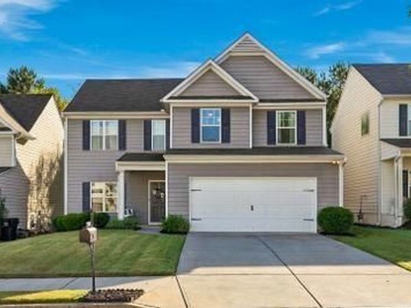 84 Boxwood Way , Dallas, GA 30132