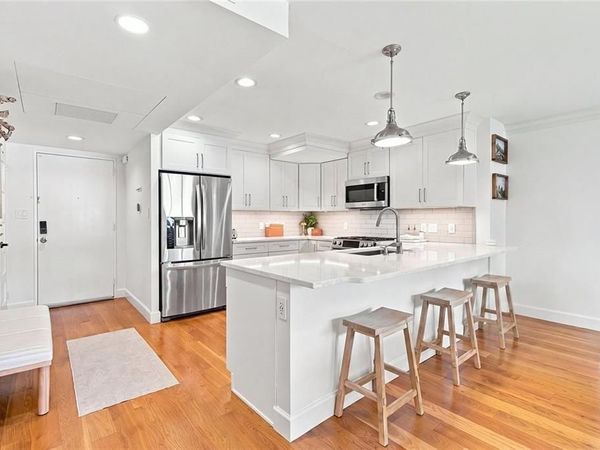2965 Pharr Court South NW, Unit #416, Atlanta, GA 30305