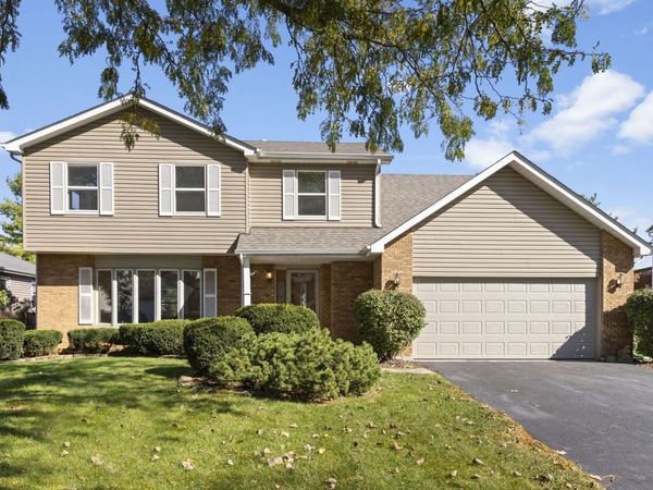 8421 Chelsea Lane , Woodridge, IL 60517