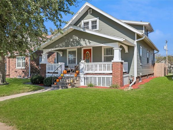 2201 D Street SW, Cedar Rapids, IA 52404