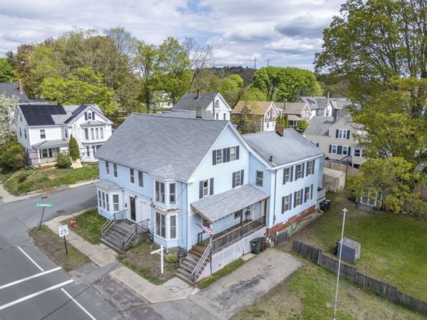 17-19 Whitehall St, Amesbury, MA 01913