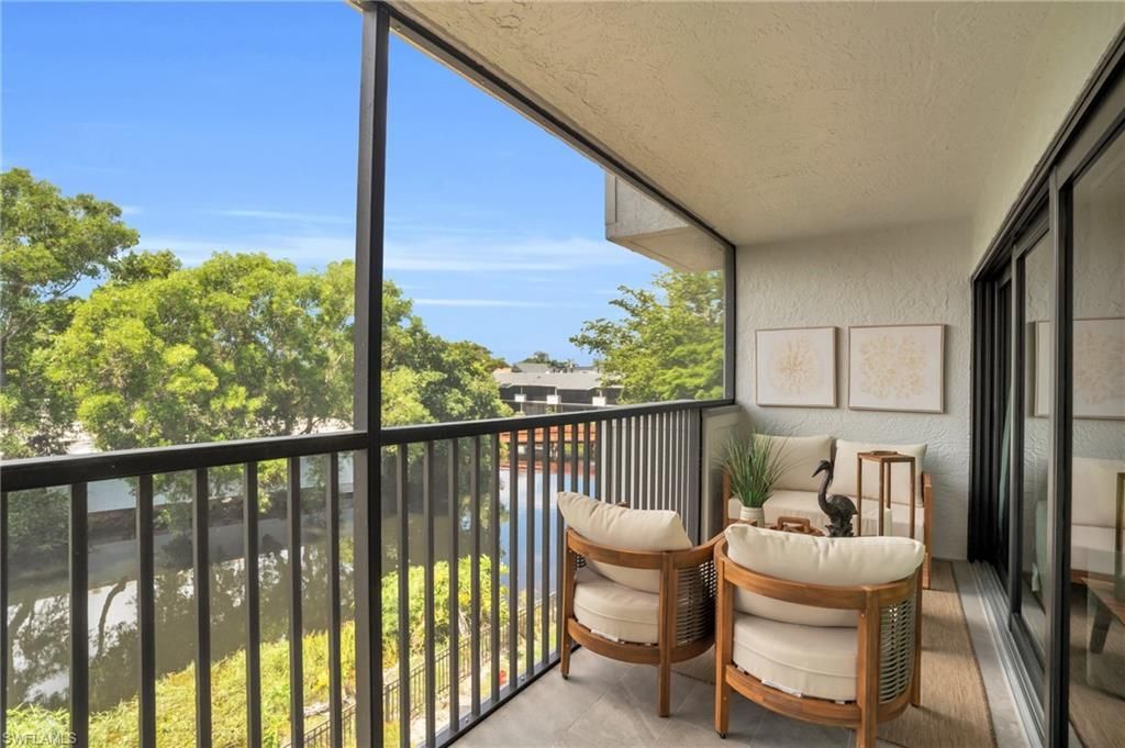 600 Neapolitan Way, Unit 353, Naples, FL 34103 Photo