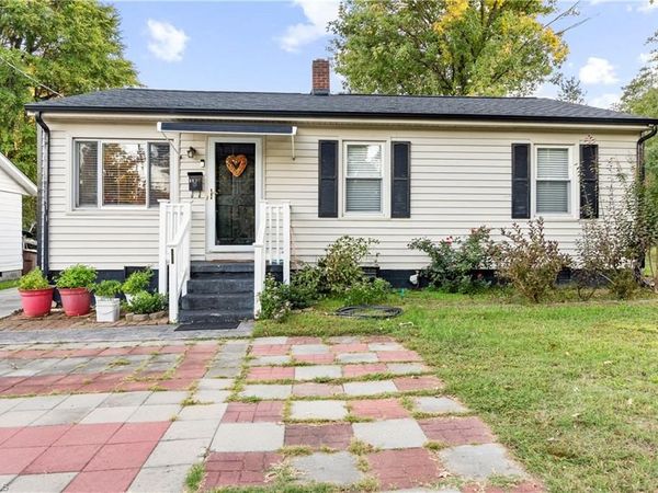 2112 Vale Place , Greensboro, NC 27401