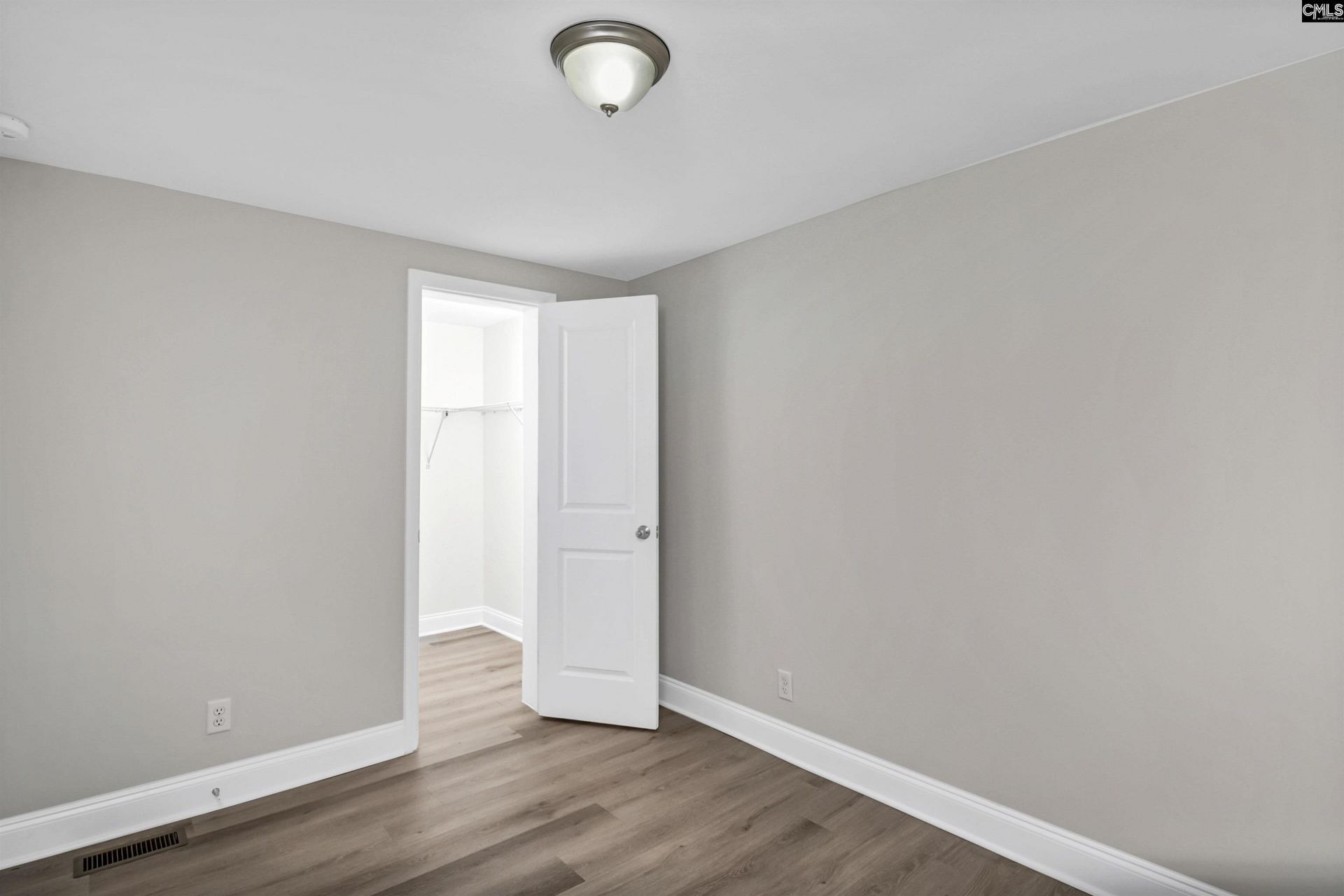 1731 Fort Jackson Road  Photo 22