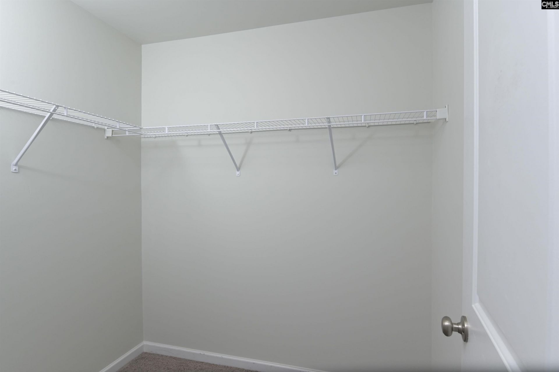 521 Kirkwall Court Photo 41