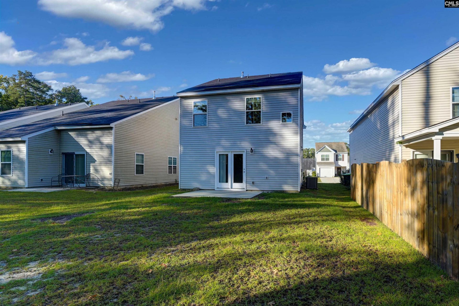 521 Kirkwall Court Photo 43