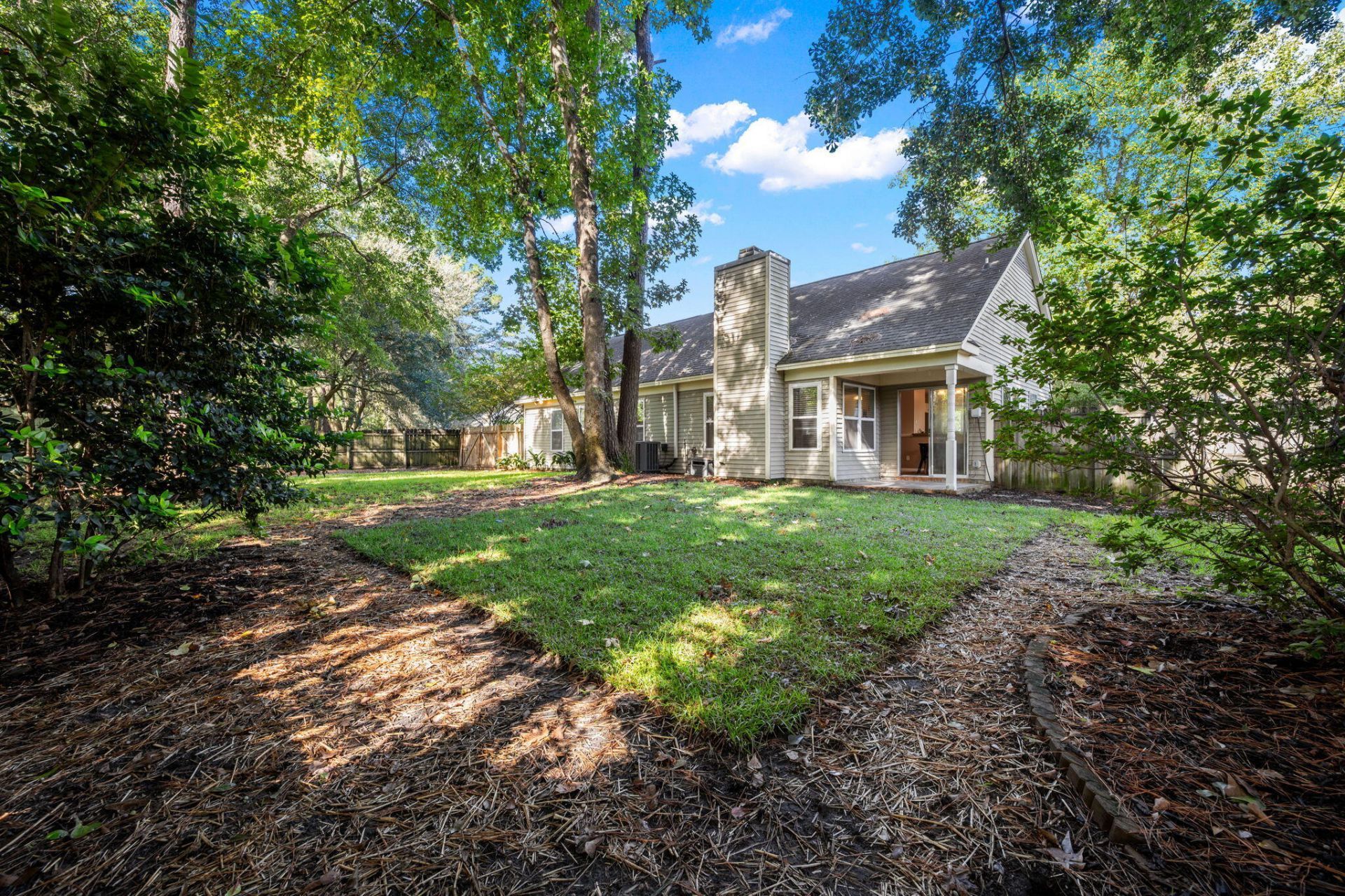 110 Macfarren Lane Photo 32