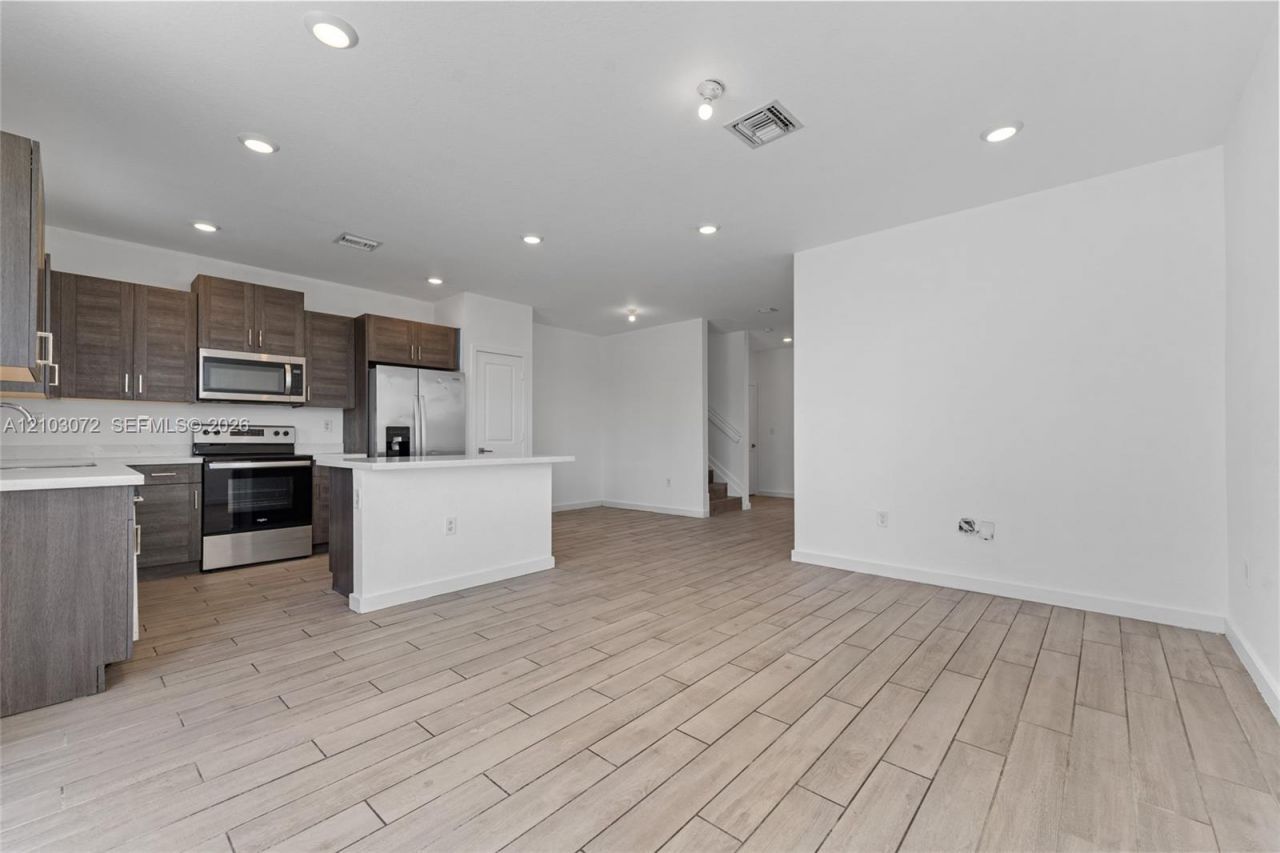 1010 SE 23rd Ave, Unit 1010, Homestead, FL 33035 Photo