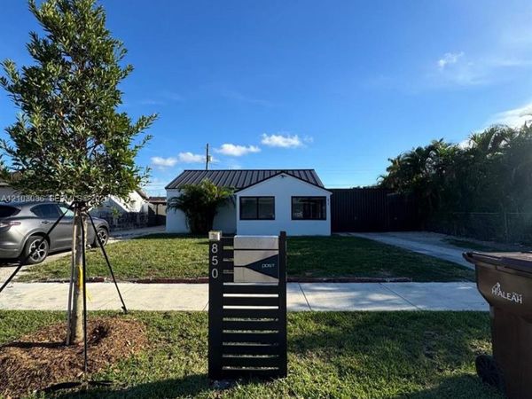 850 SE 2nd Pl , Hialeah, FL 33010