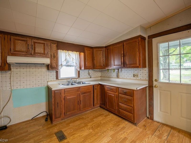 2468 Tabor Ridge Road NE, New Philadelphia, OH 44663 Photo 26