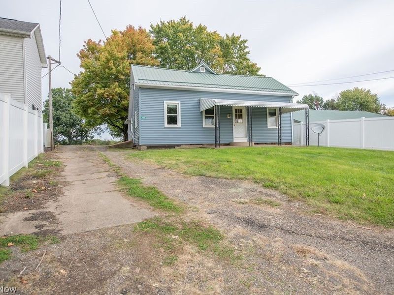 2468 Tabor Ridge Road NE, New Philadelphia, OH 44663 Photo 3