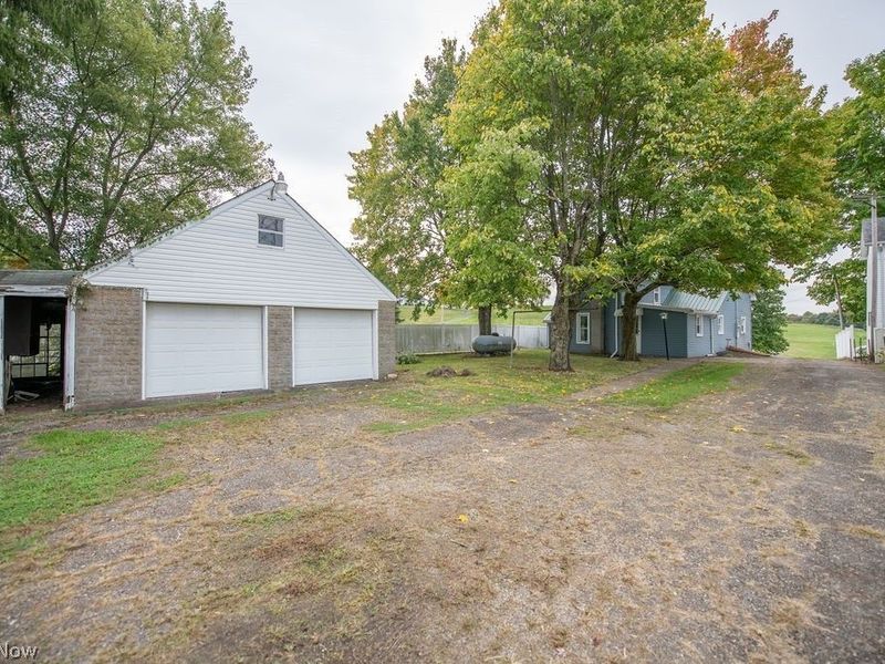 2468 Tabor Ridge Road NE, New Philadelphia, OH 44663 Photo 8