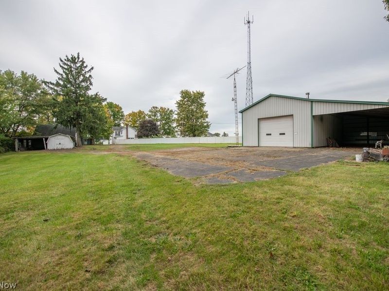 2468 Tabor Ridge Road NE, New Philadelphia, OH 44663 Photo 9