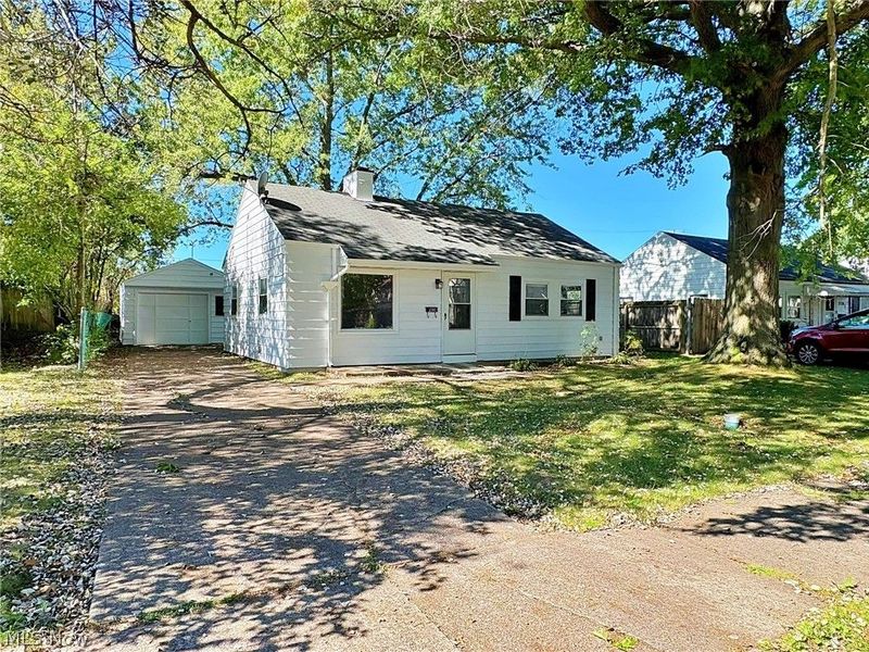 3742 Gary Avenue, Lorain, OH 44055 Photo 2