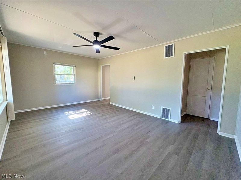 3742 Gary Avenue, Lorain, OH 44055 Photo 5