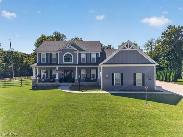 294 Sapphire Lane , Streetsboro, OH 44241