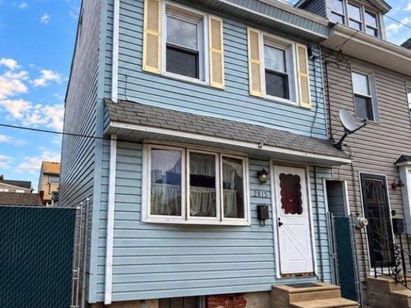 2815 REYNOLDS STREET , PHILADELPHIA, PA 19137