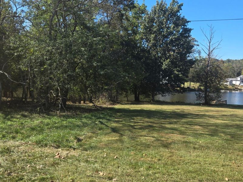 325 Whippoorwill Lane, Perry Park, KY 40363 Photo 2
