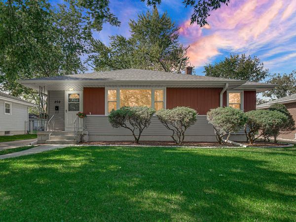 202 Timrick Drive , Munster, IN 46321