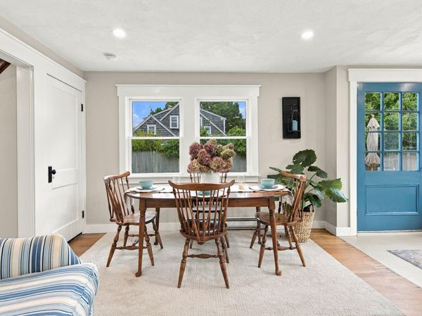 33 Pleasant Street, West Dennis, MA 02670