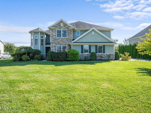 4498 Turtle Creek Drive, Perrysburg, OH 43551