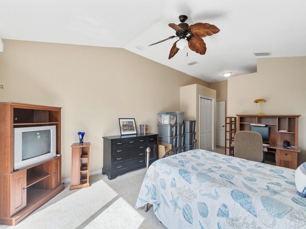 702 Atlantus Terrace , Sebastian, FL 32958 Photo