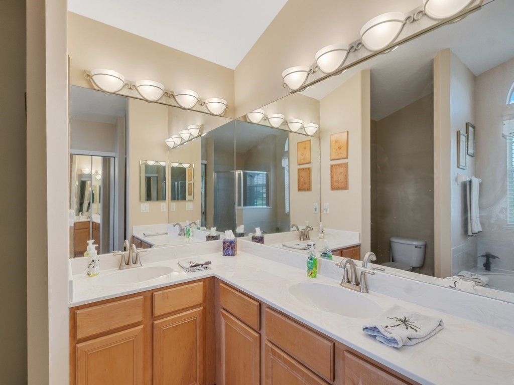 702 Atlantus Terrace , Sebastian, FL 32958 Photo