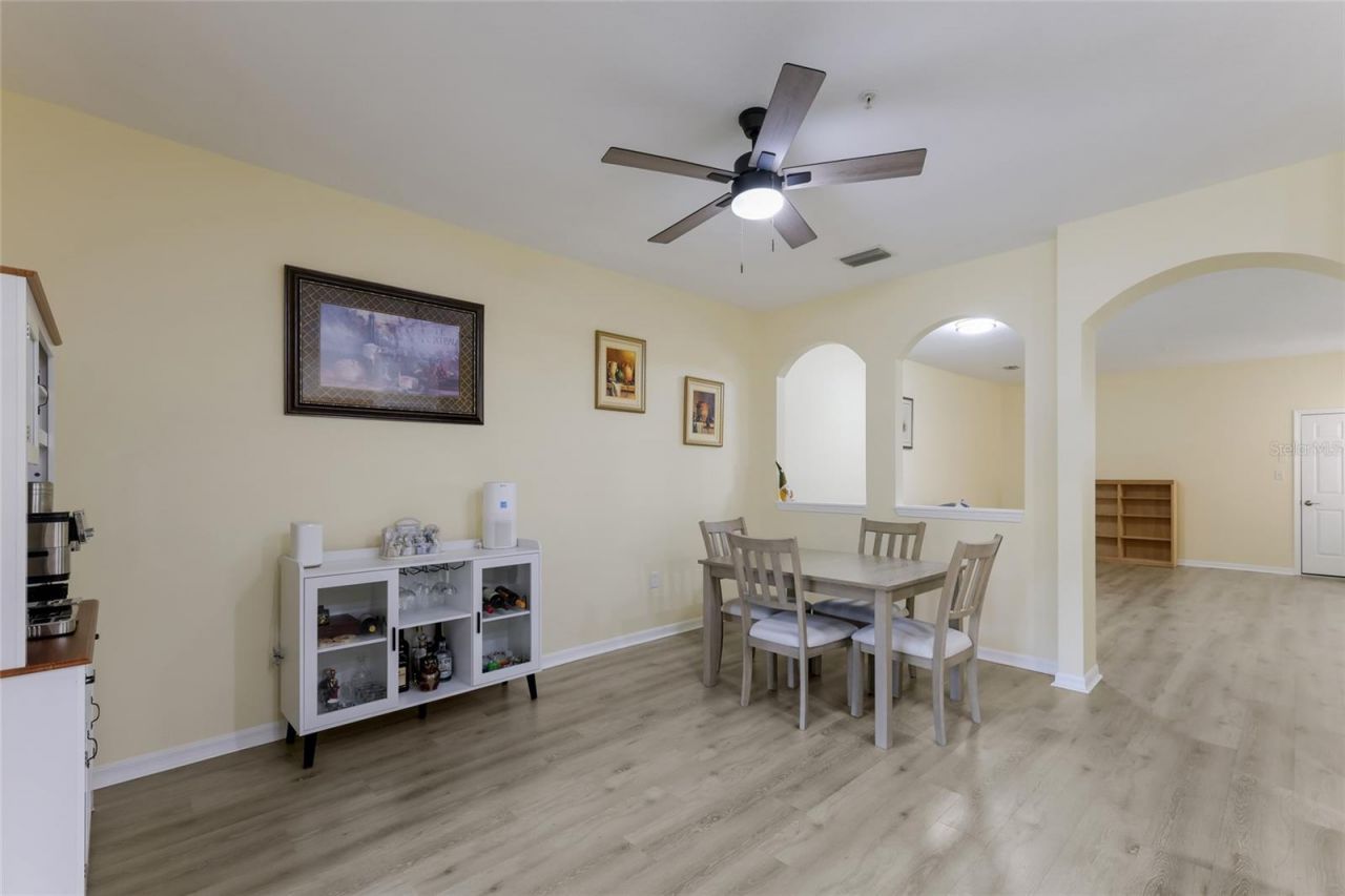 3793 Parkridge Circle, Unit 3-105, Sarasota, FL 34243 Photo