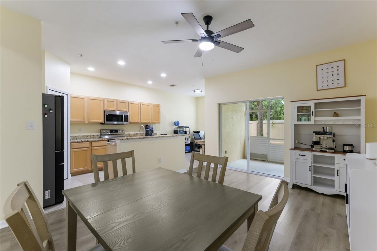 3793 Parkridge Circle, Unit 3-105, Sarasota, FL 34243 Photo